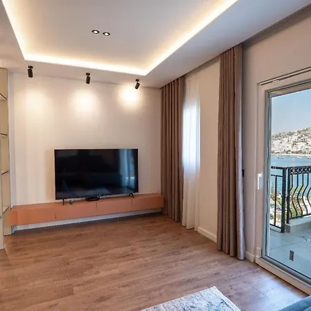 Delux Duplex Saranda 아파트